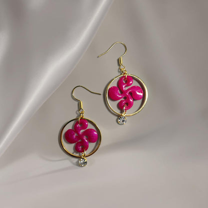 Boucles d'oreilles Croix Basque - Rose Fuchsia Nacré