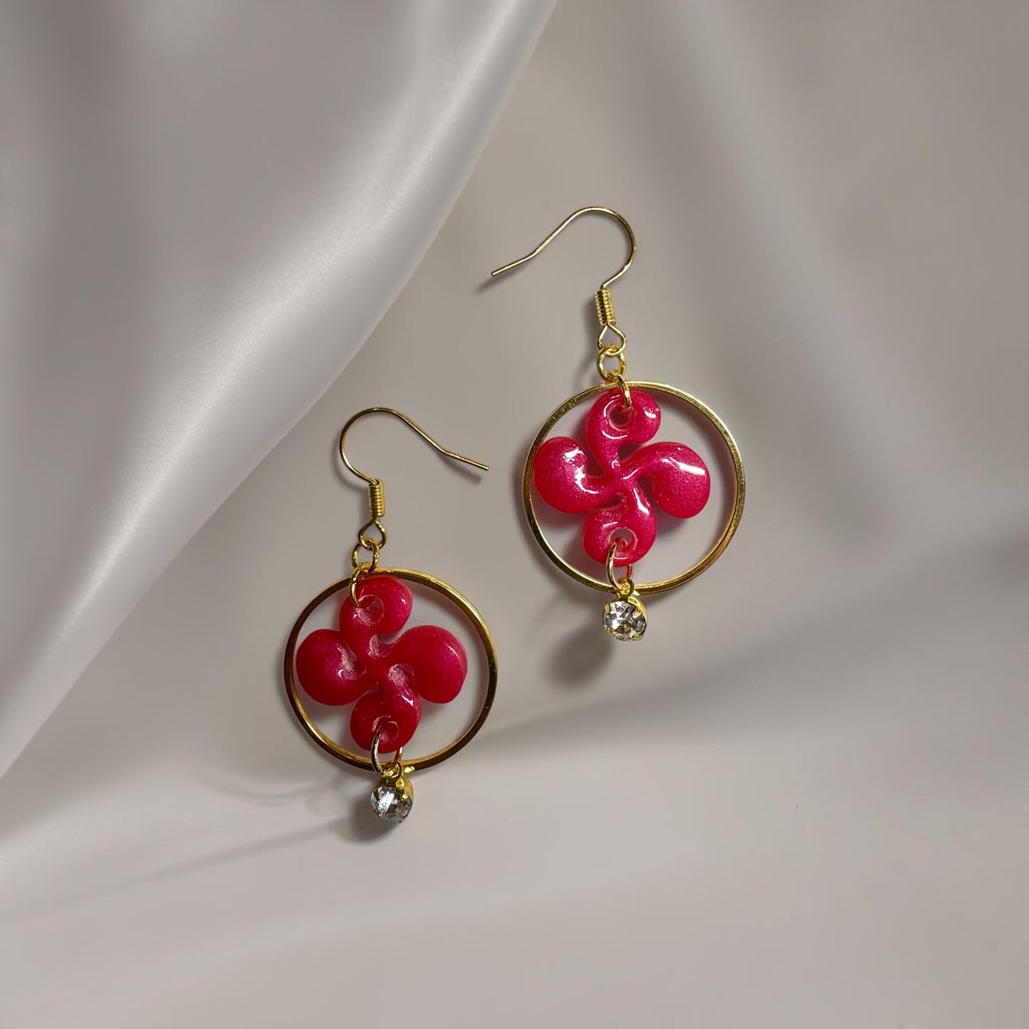 Boucles d'oreilles Croix Basque - Rose Framboise Nacré